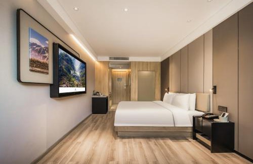 Qingyang Hotel | Atour Hotel -Du Fu Thatched Cottage