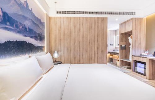 Haizhu Hotel | Atour Hotel Guangzhou Jiangtai Road Station