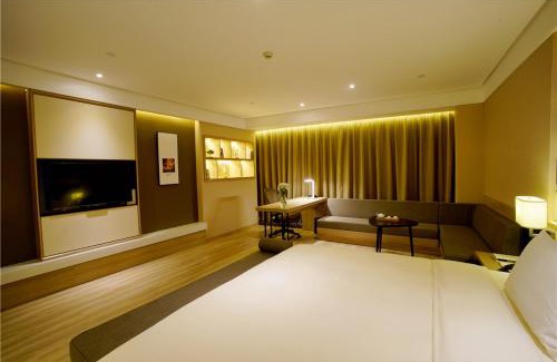 Sanyuanli Hotel | Atour Hotel Guangzhou Yueqiao Branch