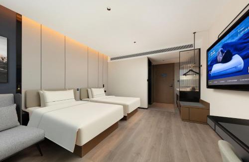 Yuhang District Hotel | Atour Hotel Hangzhou Cainiao Headquarter Fengxin Road