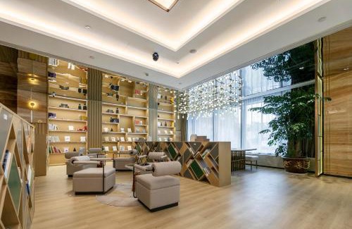 Hecheng District Hotel | Atour Hotel Huaihua High-Speed South Railway Station