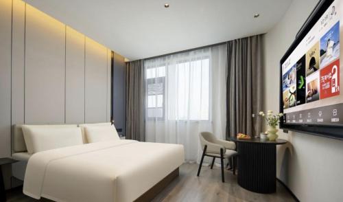 Wucheng District Hotel | Atour Hotel Jinhua Bayi South Street Subway Station
