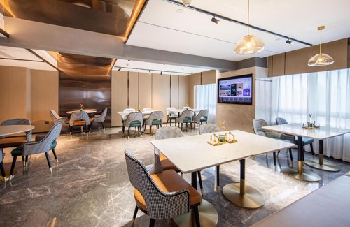 Guandu Hotel | Atour Hotel Kunming Guangfu Road Haile World