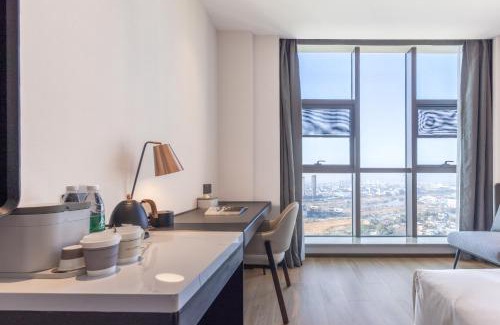 Nanchang County Hotel | Atour Hotel Nanchang Xiaolan Yingbin Middle Avenue