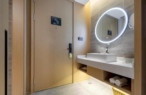 Zhenhai District Hotel | Atour Hotel Ningbo Zhenhai New City