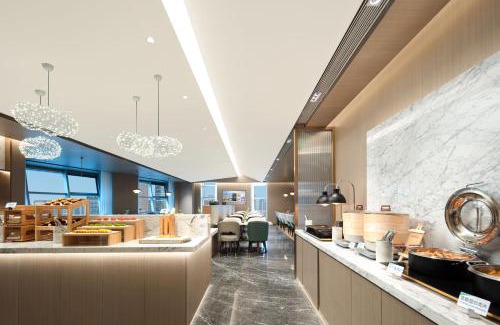 Xuhui Hotel | Atour Hotel Shanghai South Station Shilong Road