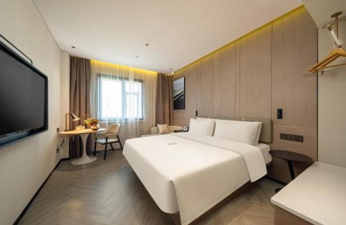 Shanghai Hotel | Atour Hotel Shanghai Wujiaochang West Yingao Road Station