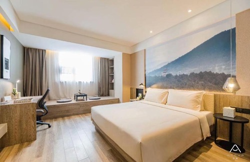 Xinshi District Hotel | Atour Hotel Urumqi High-speed Railway Station