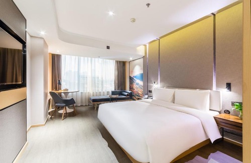 Xingqing Qu Hotel | Atour Hotel Yinchuan Gulou Pedestrian Street