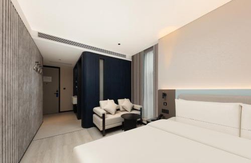 Chongqing Hotel | Atour Light Hotel Chongqing Ranjiaba SM City Plaza