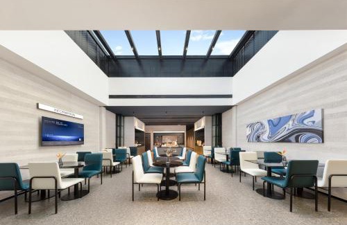 Tianhe Center Hotel | Atour Light Hotel Guangzhou Taikoo Hui Zhengjia Plaza-Free shuttle bus to Canton Fair
