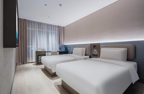 Lixia District Hotel | Atour Light Hotel Jinan Olympic Sports Center Provincial Hospital East Hospital