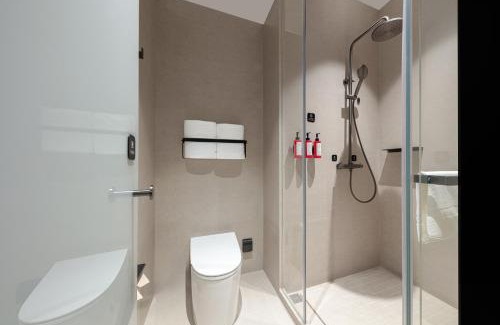 Fengze Hotel | Atour Light Hotel Jiuyi Street Ancient City