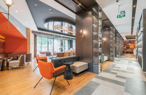 Baoshan Hotel | Atour Light Hotel Shanghai Xinjiangwancheng Fudan University