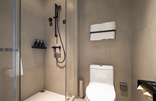 Yu Hong Hotel | Atour Light Hotel Shenyang Yuhong Plaza Metro Station