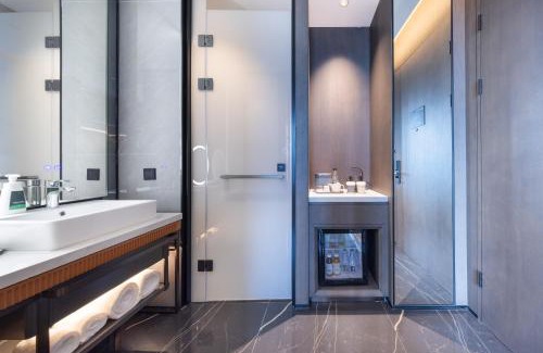 Futian CBD Hotel | Atour S Hotel Shenzhen Guangming City