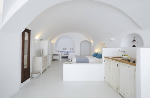 Oia House | Atrina Canava 1894