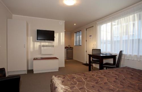 Hamilton North Hotel | Atrium On Ulster