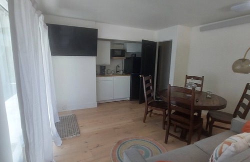 Santa Barbara House | Attached Unit, a few minute walk from the Beach