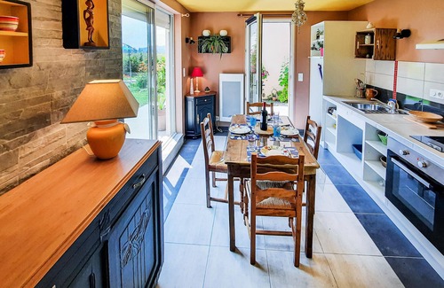 Mont-Dol House | Attendez-vous à des vacances relaxantes dans cette belle location située dans un endroit calme.