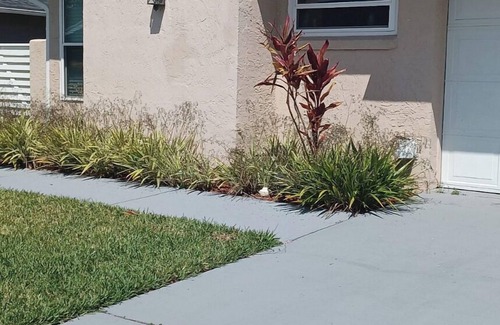 Ventura House | Attention Golfers! Golf Course Home in Gated Community 5 Miles from Airports