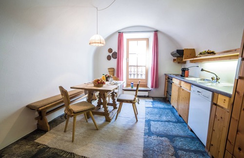Bever Apartment | Attic apartment in Bever near St. Moritz - fireplace, antique furniture, dog-friendly