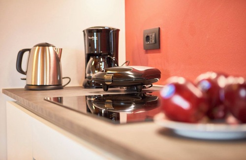 Riva del Garda Apartment | Attic Apartment "Papavero" with Balcony, Views to the Mountains and Wi-Fi