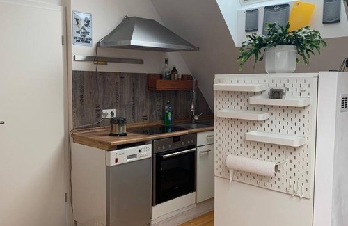 Mitte-Sud Apartment | Attic apartment near Clemenshospital