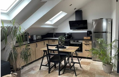 Villemomble Apartment | Attic studio with top-of-the-range amenities