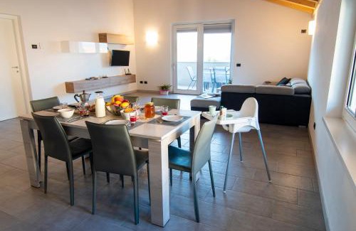 Dubino Apartment | Attico Bella Vista