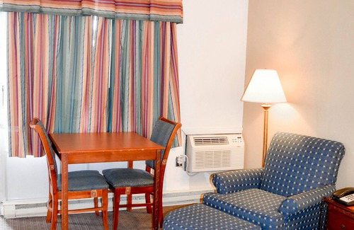 Attleboro Hotel | Attleboro Motor Inn
