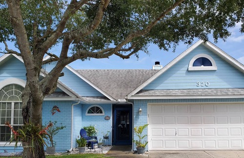 Fairgreen House | Attn: Snowbirds *6-month rental available beginning October 1*