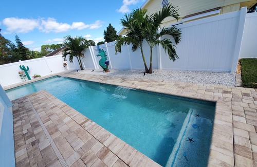 Fairgreen House | Attn: Snowbirds *6-month rental available beginning October 1*