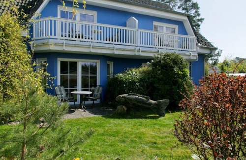 Zinnowitz Apartment | Attractive and tastefully furnished apartment in a maritime country house style.
