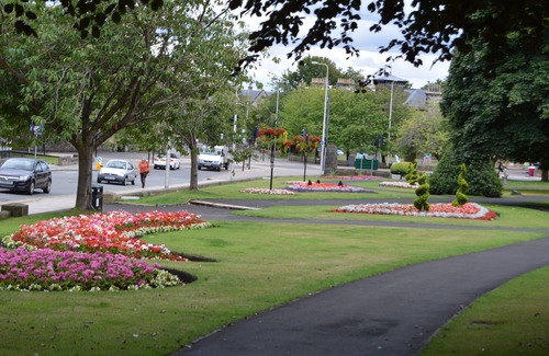 Kirkcaldy Apartment | Attractive, Refurbished, Victorian Holiday Apartment in Central Kirkcaldy Fife