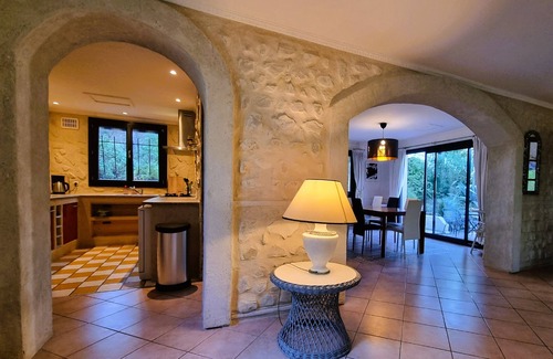 Pouzols-Minervois Villa | Attractive southern house with private pool