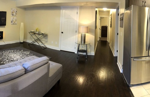 West Abbotsford Apartment | Attractive Spacious, two+ bedroom suite