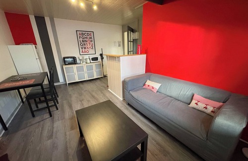 Eugenie-les-Bains Apartment | Attractive T2 38m² with private terrace in a quiet location not overlooked.