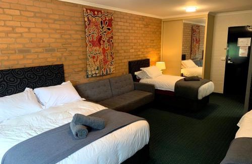 Falls Creek Cabin | Attunga Alpine Lodge & Apartments