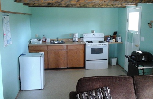 Lone Butte Bed & Breakfast | Attwood Creek Ranch