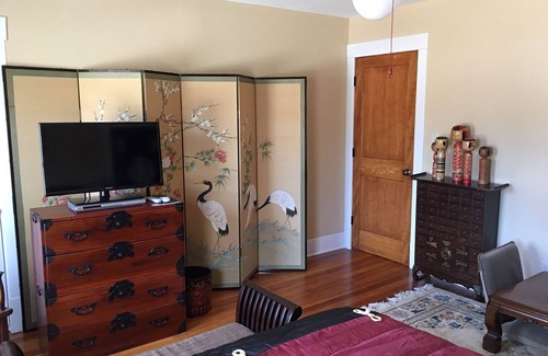 Randolph Bed & Breakfast | Attwood House Bed and Breakfast