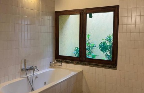 Bambalapitiya Bed & Breakfast | Atulya Villas Colombo 3