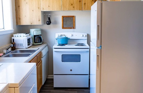 Briceville Apartment | ATV Paradise: Luxe Retreat at Upper Airbase