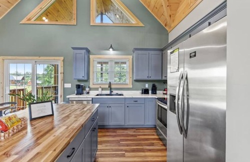 Rogers Cabin | ATV Trailer Parking/NEW/5 min to Natural Bridge
