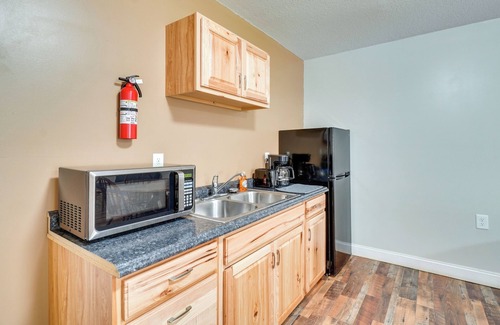 Briceville Apartment | ATV Trails & Adventure: Briceville Mountain Studio