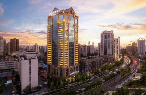Putuo Hotel | Atwell Suites Shanghai Wuning by IHG