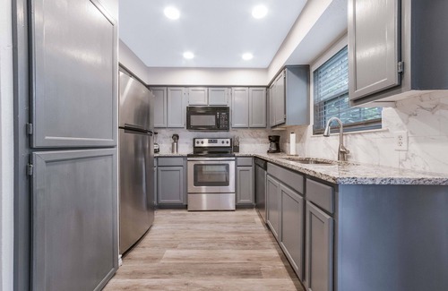 Sonesta West House | ATX 2-bedroom townhome