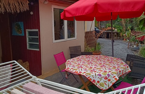 Bras-Panon Apartment | Atypical kreol apartment with swimming pool near Salazie Takamaka.