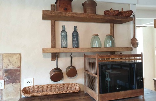 Negreville House | Atypical: Miller's house of a completely renovated 12th century water mill