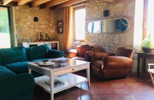 Saint-Eutrope-de-Born House | Au bercail de Bizebarre - Maison bois & pierre dans un hameau - Spa